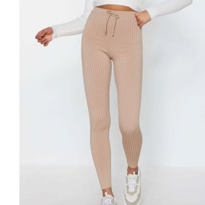 Can You Rib-peat That Skinny Joggers